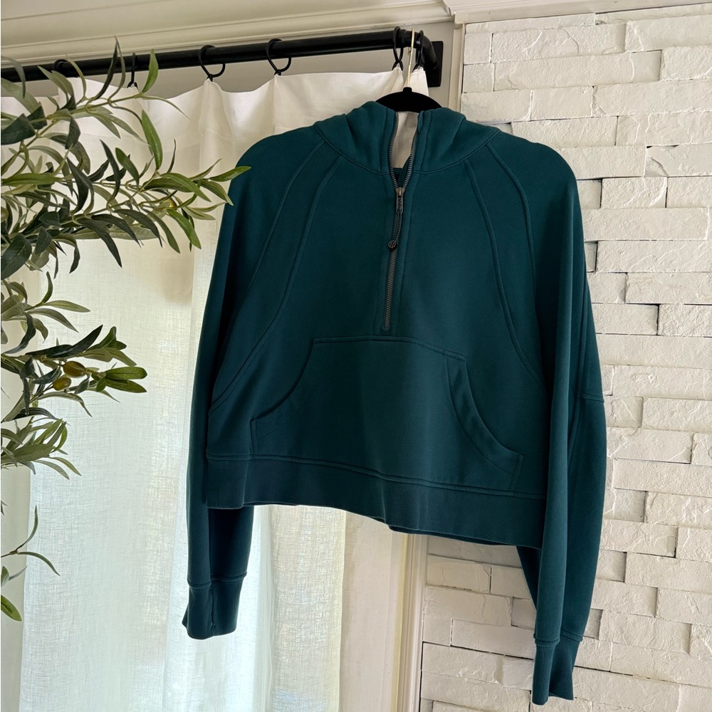 Women’s Lululemon Oversized Cropped Scuba